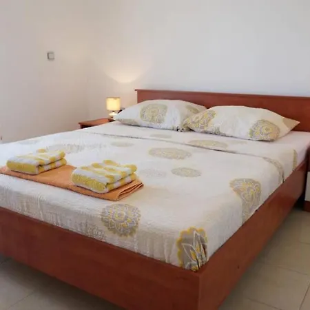 2 Bedroom In Near The Festival Apartment