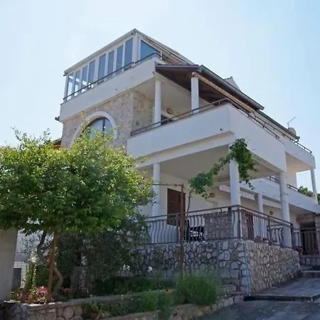 2 Bedroom In Near The Festival Apartment *